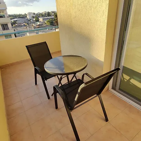 Apartment Maestro Ii *