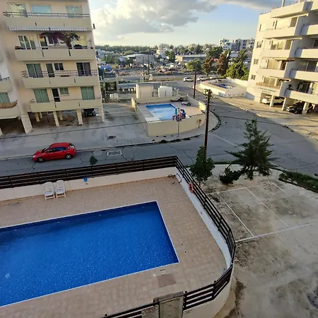 Apartment Maestro Ii Larnaca