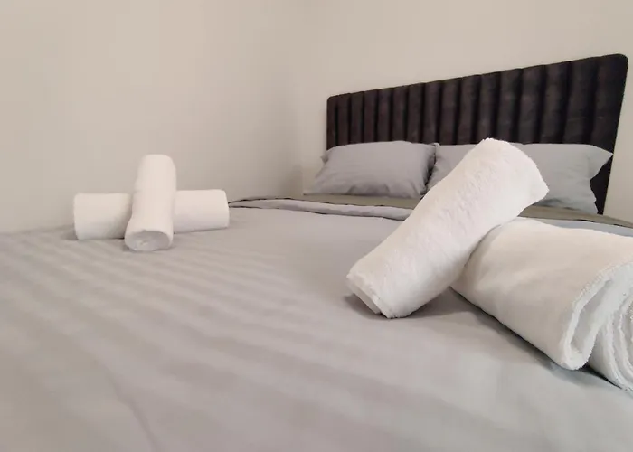 Maestro Ii Apartment