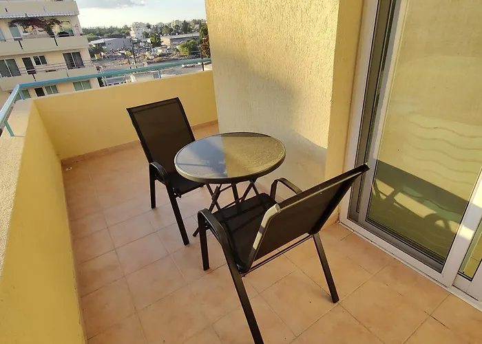 Apartment Maestro Ii *